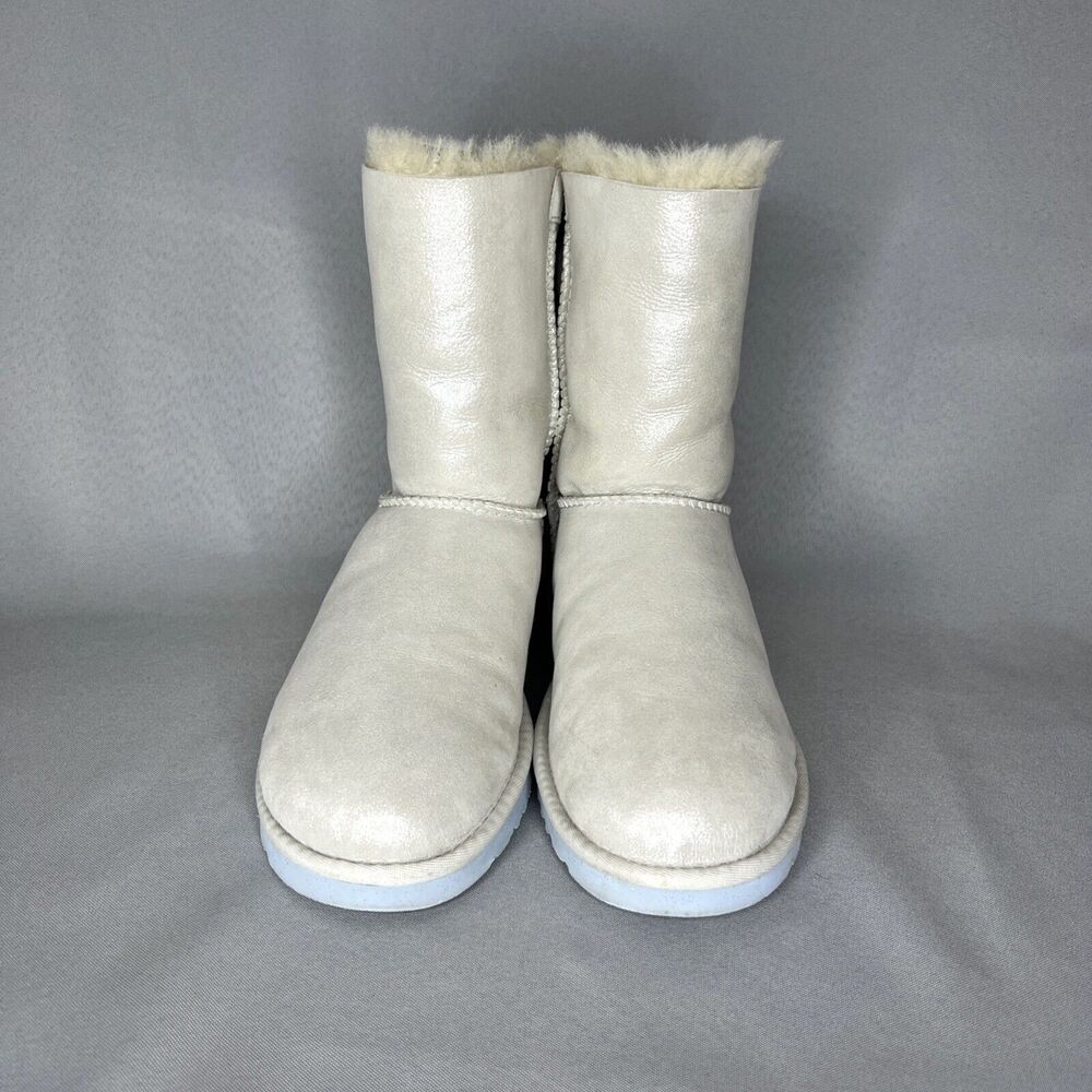 Women's 9 UGG Boots Bailey Bow I DO Crystal Shimmer White Silver Baby Blue RARE - Picture 3 of 16